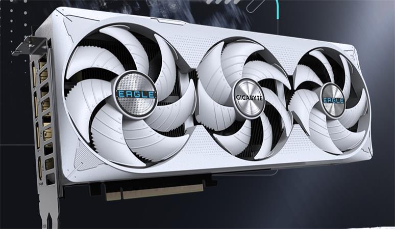 GIGABYTE RTX™ 5070 Ti EAGLE OC ICE SFF 16G